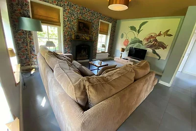 Villa in Hippolytushoef mit Meeresstrand