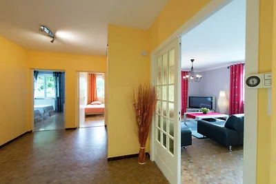 Moderna casa vacanze con giardino privato