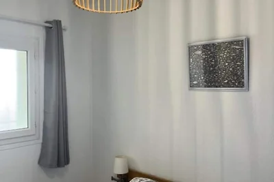 Wohnung in Grau du Roi mit Meerblick