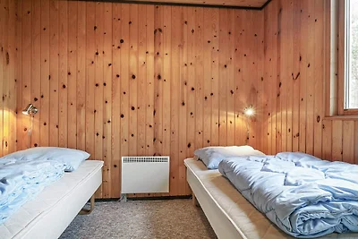 6 osob apartament w Aakirkeby