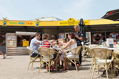 Villa ristrutturata vicino al mare a Domburg
