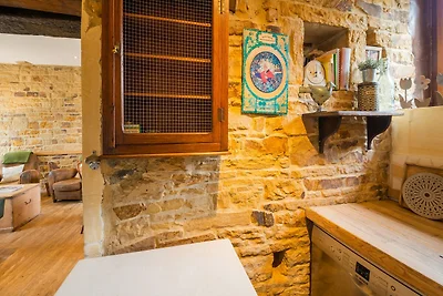 Casa vacanze a Tinlot vicino alla foresta