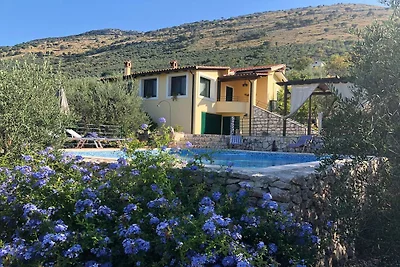 Fantastische Villa mit privatem Pool in...