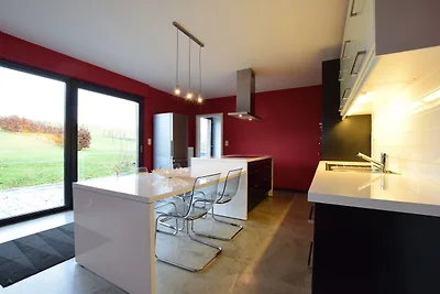 Ferienhaus in Vaux-sur-Sure mit Whirlpool