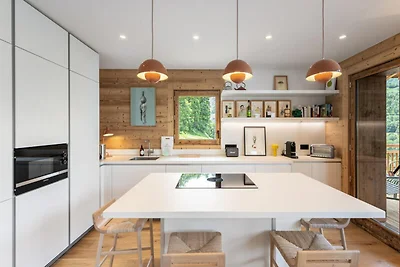 Neues Chalet 100 Meter von den Skiliften...