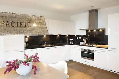 Ruim modern appartement in Scheveningen