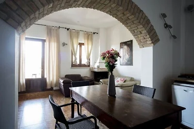 Appartamento con piscina in comune