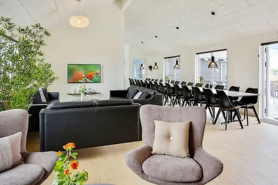 30 Personen Ferienhaus in Bogense