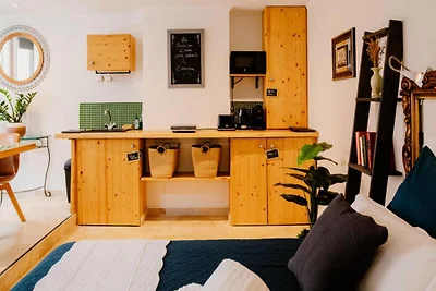 Diane Jacuzzi Suite – Erster Concierge