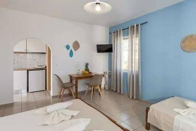 Private Sun im Fischerdorf Mochlos