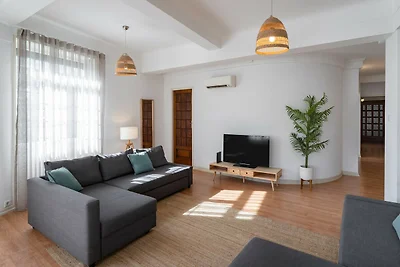 Modernes Apartment für 13 Gäste