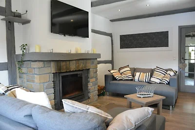 Villa in Stavelot mit Seeblick, Whirlpool