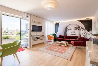 Skyflats Vienna – Ring View