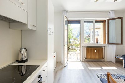 Gemütliche Wohnung in Lesa mit Balkon