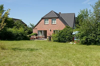 Ferienhaus in Nebel mit Schwimmbecken