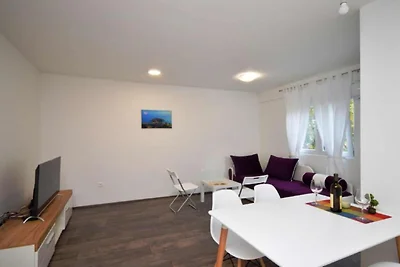 One Bedroom Apartment 1