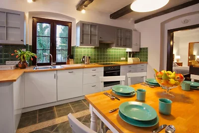 Großes Ferienhaus, Pool, Sauna, Whirlpool