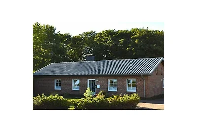 Ferienhaus in Karby mit Schwimmbecken