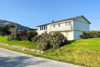 12 Personen Ferienhaus in Davik