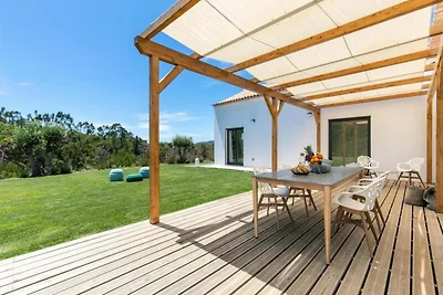 Villa vicino ad Aljezur con lago privato