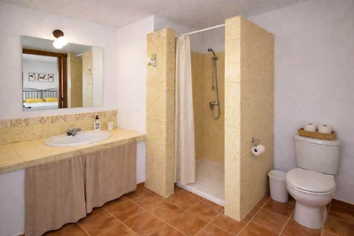 Dom Samuela z prywatnym basenem