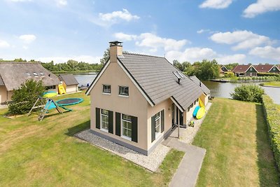 Schönes Einfamilienhaus mit Sauna in...