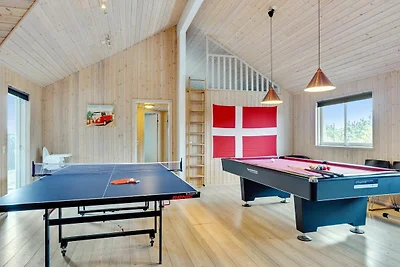 20 Personen Ferienhaus in Løkken