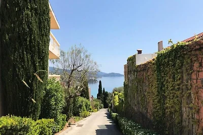 Apartment in Le Lavandou mit Meerblick