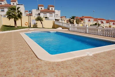 Gemütliches Ferienhaus mit Schwimmbad