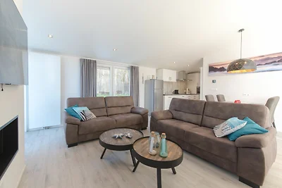 Modern chalet vlakbij de Oosterschelde