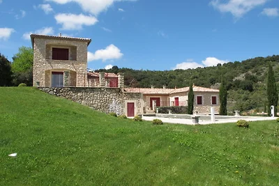 Ferienhaus mit Aussicht und privatem Pool