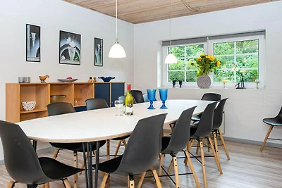 12 Personen Ferienhaus in Ulfborg-By Traum