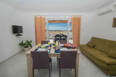 Zwei-Zimmer-Wohnung in Dalmatien