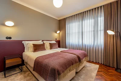 Spazioso appartamento con 4 camere da letto a...