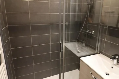 Appartamento luminoso · Accesso diretto alle ...