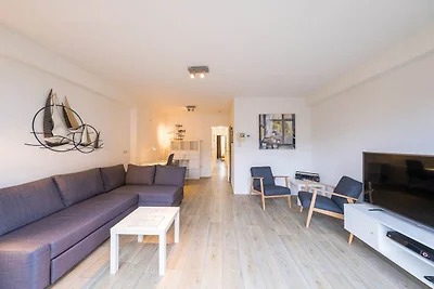 Sonnendurchflutetes Duplex am Meer