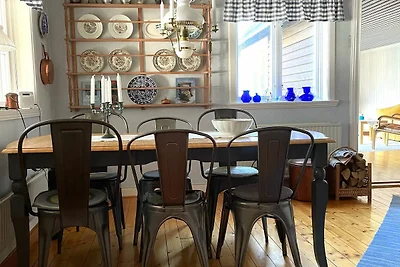 8 persone case ad SKYLLBERG-By Traum