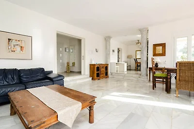 Premium-Villa mit Swimmingpool