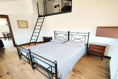 Wohnung in einem Dorf mit Swimmingpool