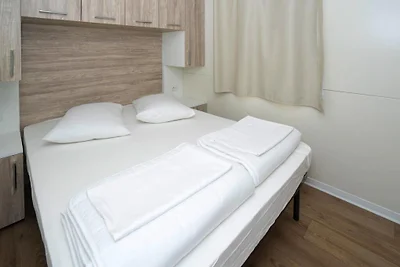 Mobilheime im Camp Kovacine in Cres, mit lang...