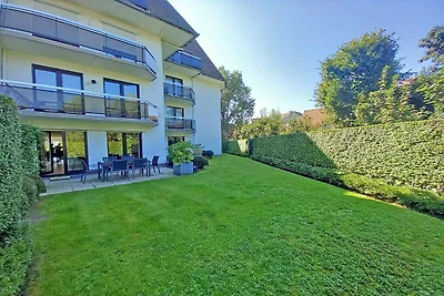 Wohnung in einer Villa mit Garten
