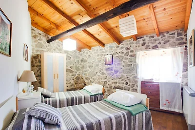 Gemütliches Ferienhaus in einer Umgebung
