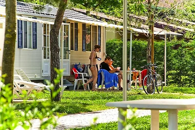 Mobilehome im Grünen im Caravanpark Del Garda...