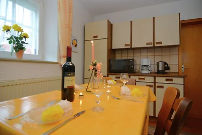 Schönes Ferienhaus mit großem Garten bei...