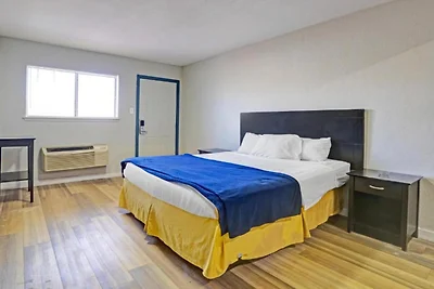 King Bed|Smoking|San-Antonio