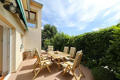 Holiday Home Mirta - Three Bedroom Holiday Ho...