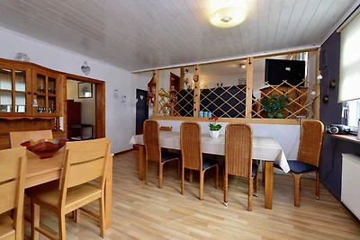 Gemütliches Ferienhaus mit Balkon nähe...
