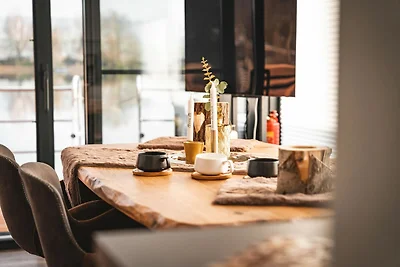 Schönes Hausboot in Höxter