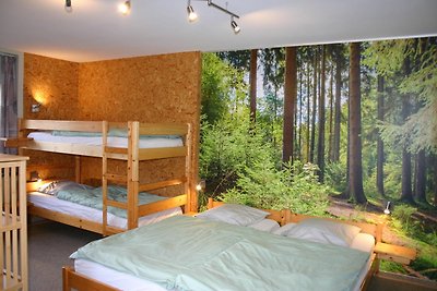 Schmuckes Ferienhaus mit Sauna in Vielsalm