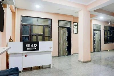 Super Hotel O Sheetla Colony